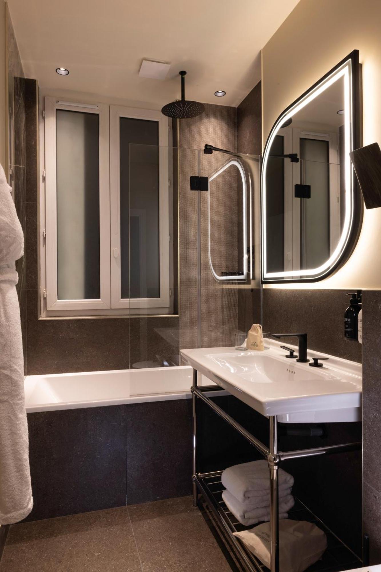 Hotel L'Ormaie & Spa Paris Exteriör bild