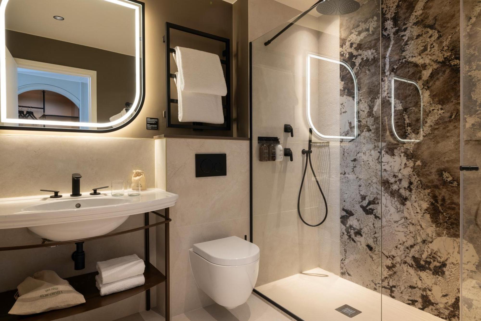 Hotel L'Ormaie & Spa Paris Exteriör bild